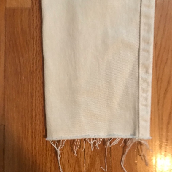 SOLD Free People (Levi’s) High Waisted Ankle Crop in Cream, 26 - Picture 5 of 9